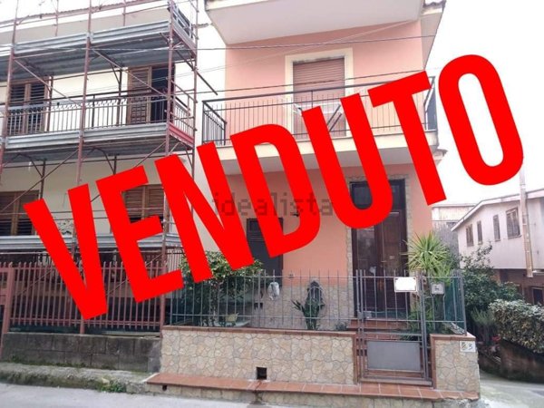 casa semindipendente in vendita a Siano