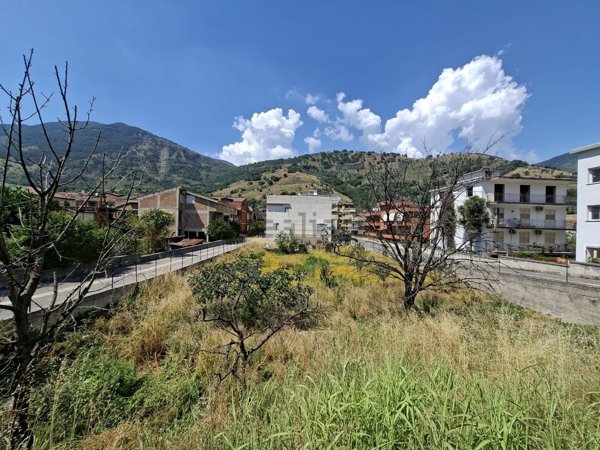 terreno in vendita a Siano