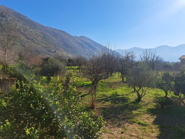 terreno in vendita a Siano