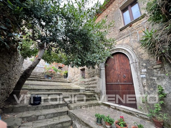 appartamento in vendita a Stella Cilento in zona Guarrazzano