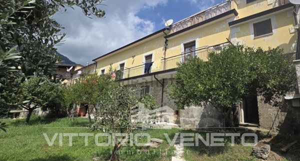 casa indipendente in vendita a Stella Cilento