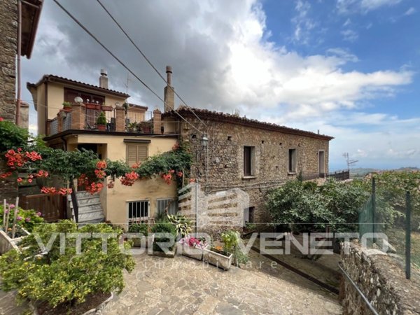 appartamento in vendita a Stella Cilento in zona Guarrazzano