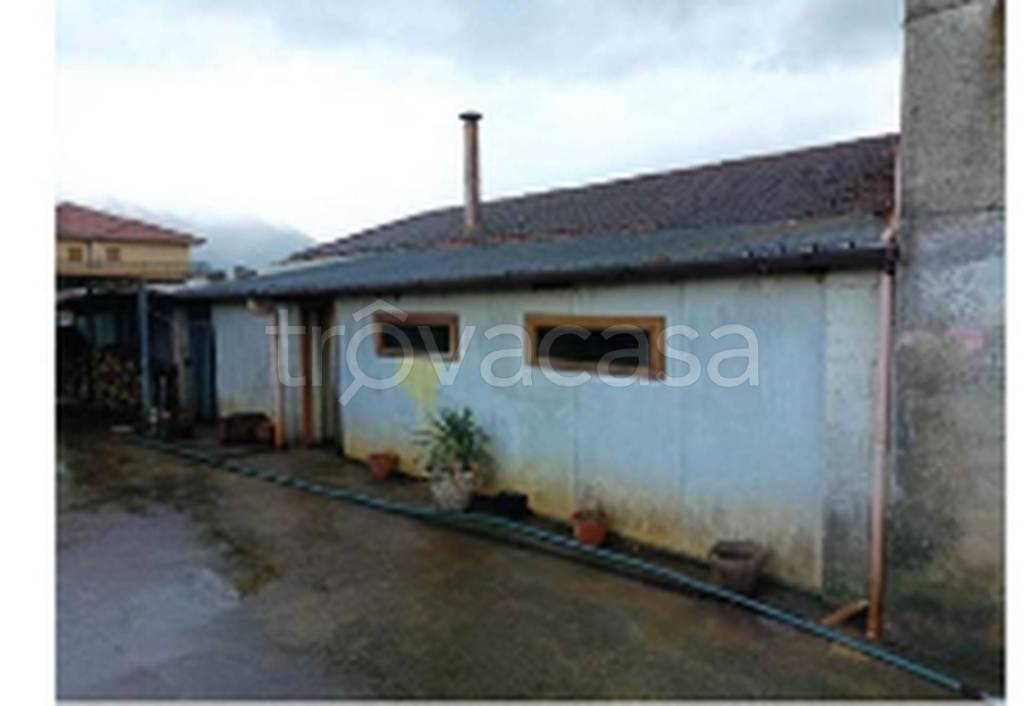 appartamento in vendita a Teggiano in zona Prato Perillo