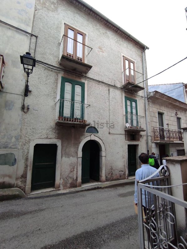 casa indipendente in vendita a Teggiano