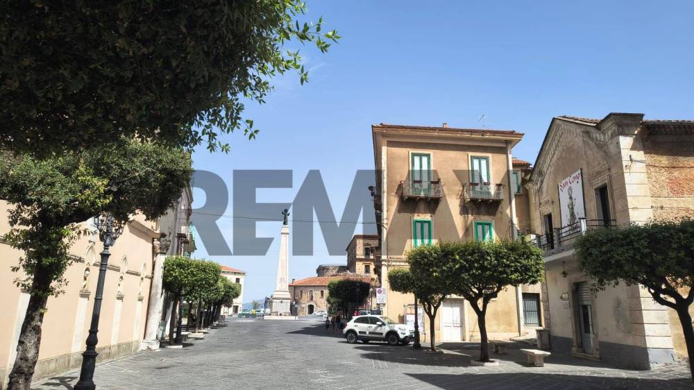 casa indipendente in vendita a Teggiano