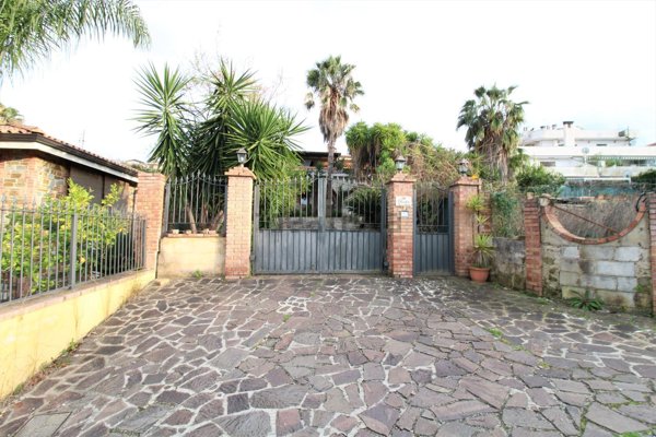 casa semindipendente in vendita a Torchiara