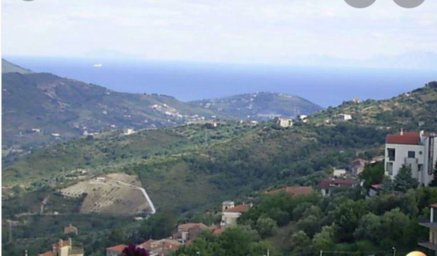 terreno agricolo in vendita a Torchiara in zona Copersito