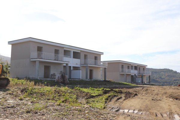 casa indipendente in vendita a Torchiara
