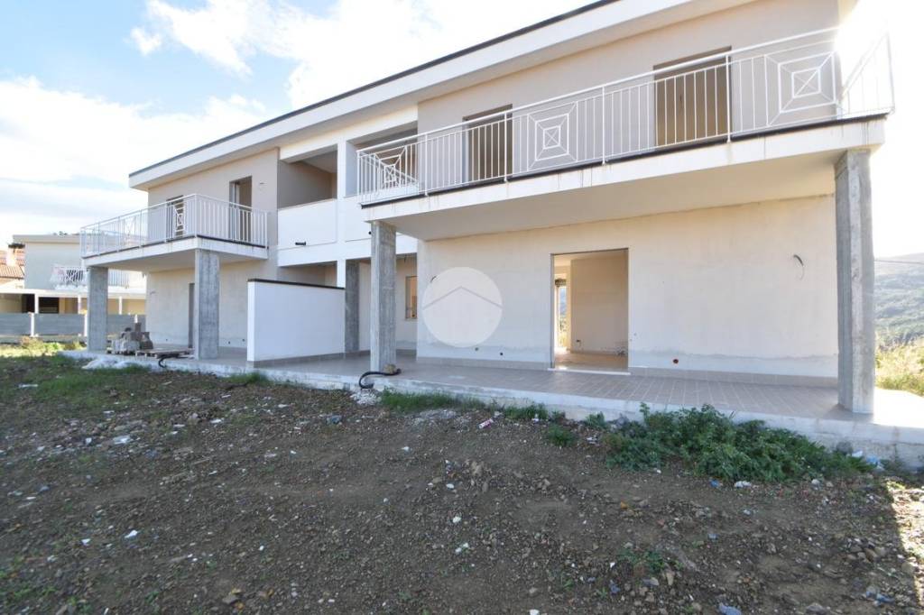 casa indipendente in vendita a Torchiara