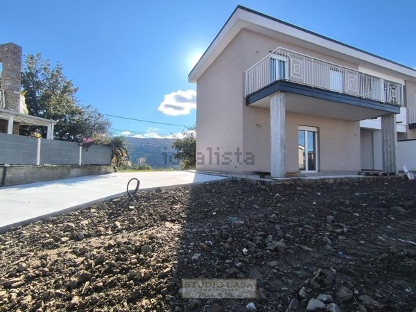 casa indipendente in vendita a Torchiara