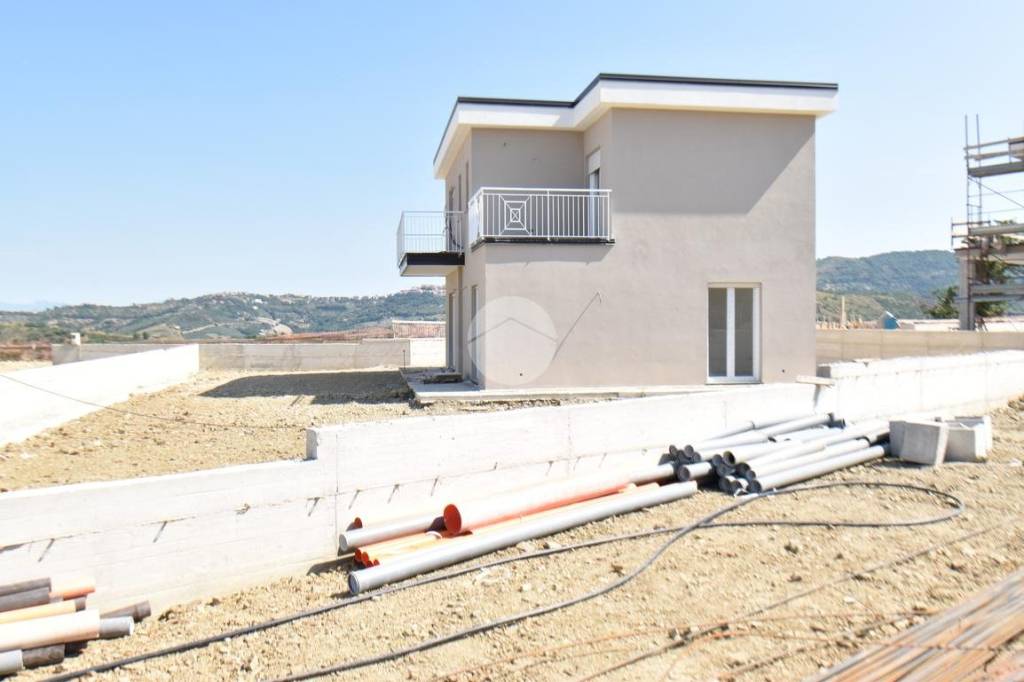 casa indipendente in vendita a Torchiara