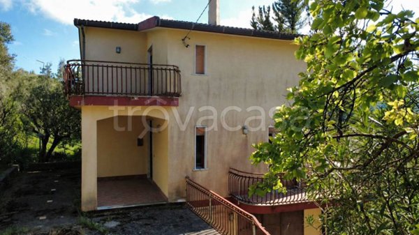 casa indipendente in vendita a Torchiara