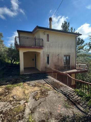 casa indipendente in vendita a Torchiara