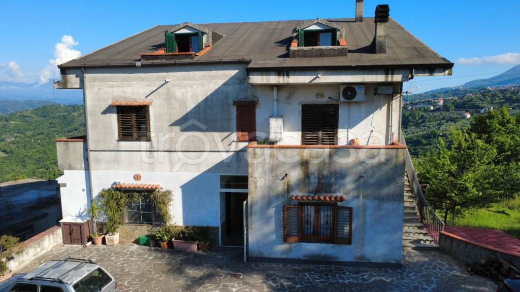 appartamento in vendita a Torchiara in zona Copersito