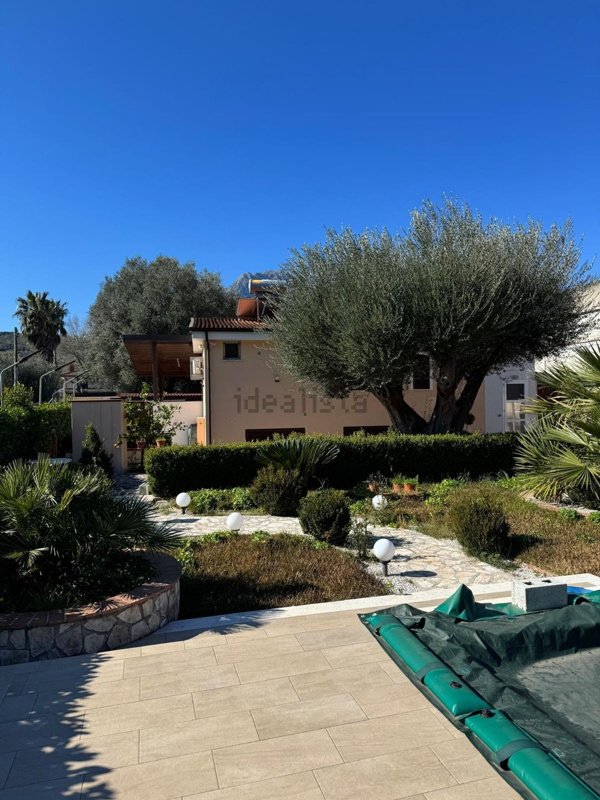 casa indipendente in vendita a Torre Orsaia