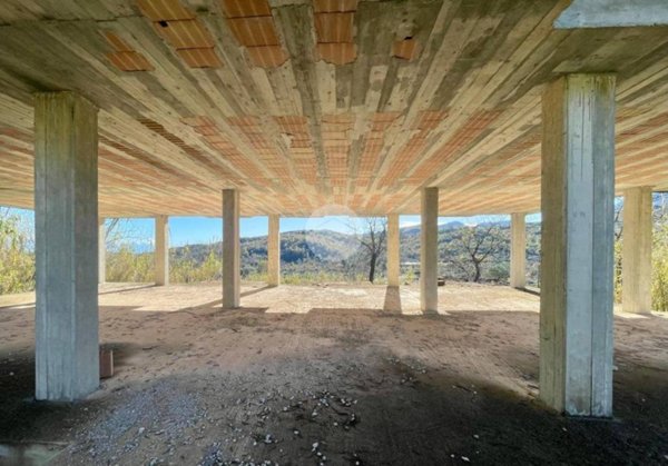 casa indipendente in vendita a Torre Orsaia