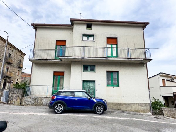 casa indipendente in vendita a Torre Orsaia in zona Castel Ruggero