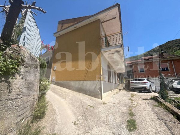 casa indipendente in vendita a Tramonti