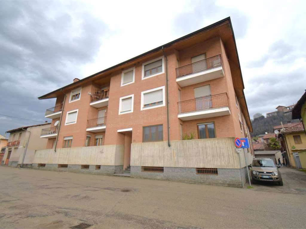 appartamento in vendita a Corneliano d'Alba