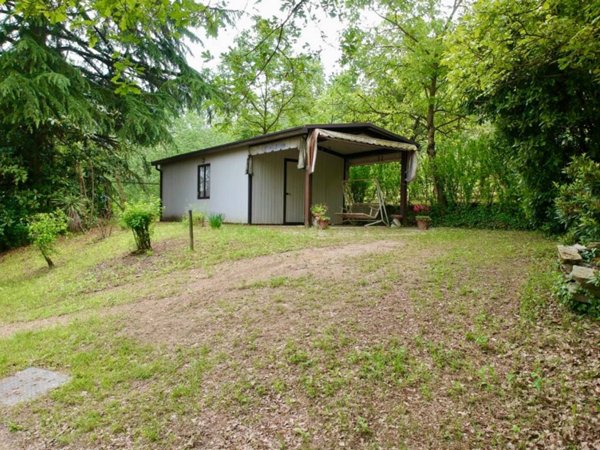 casa indipendente in vendita a Corneliano d'Alba