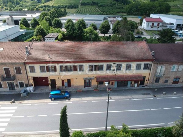 appartamento in vendita a Corneliano d'Alba