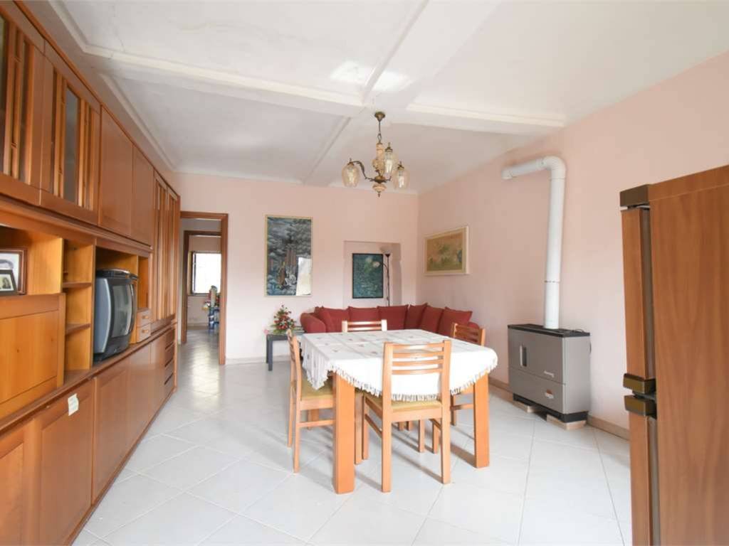 appartamento in vendita a Corneliano d'Alba