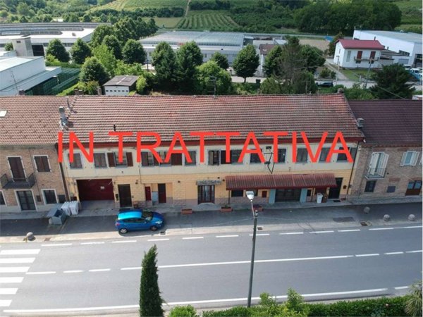 intera palazzina in vendita a Corneliano d'Alba