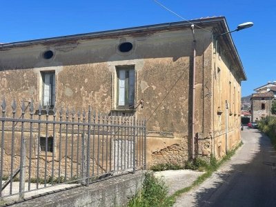 casa indipendente in vendita a Vallo della Lucania
