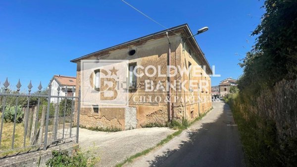 casa indipendente in vendita a Vallo della Lucania
