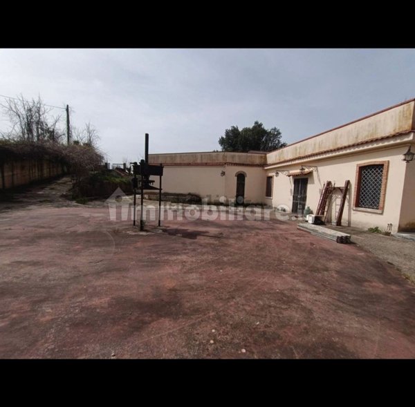 negozio in vendita a Vallo della Lucania