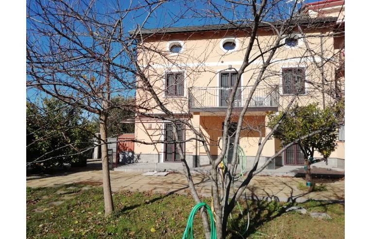 casa indipendente in vendita a Vallo della Lucania in zona Angellara