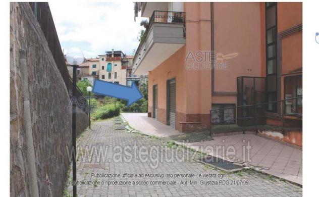 negozio in vendita a Vallo della Lucania