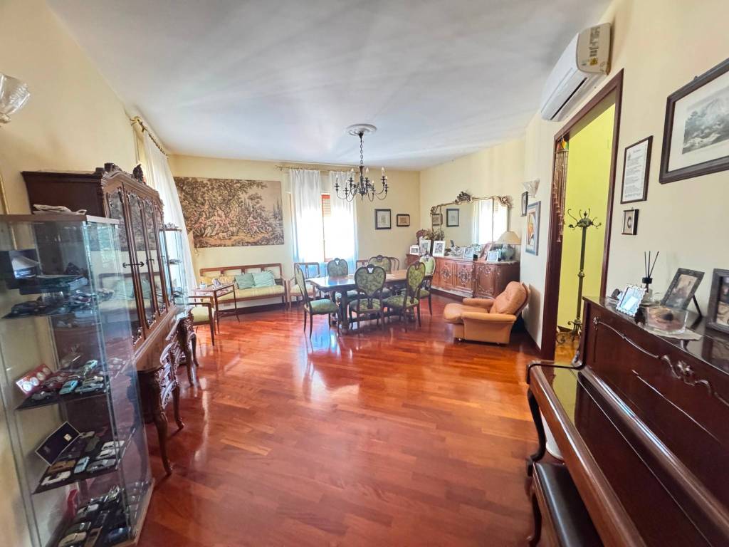 appartamento in vendita a Vallo della Lucania