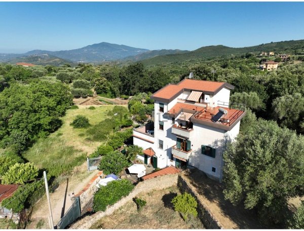 casa indipendente in vendita a Vallo della Lucania in zona Massa
