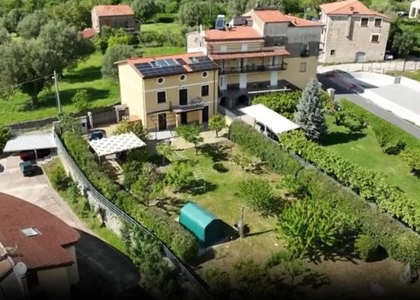 casa indipendente in vendita a Vallo della Lucania in zona Angellara