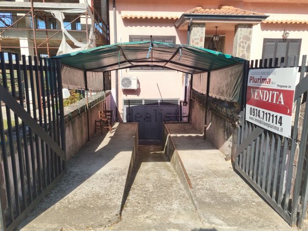 casa indipendente in vendita a Vallo della Lucania in zona Pattano