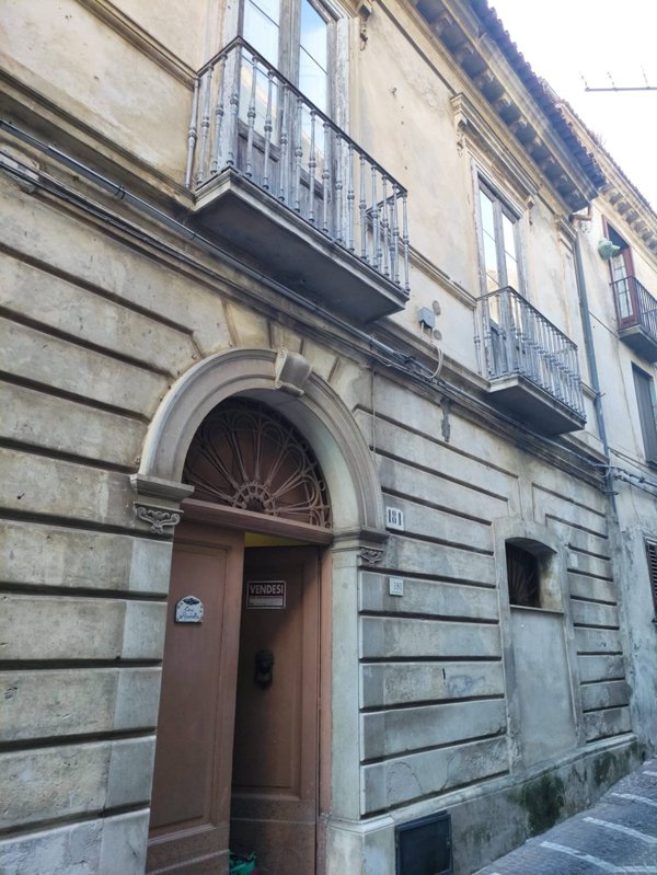 casa indipendente in vendita a Vibonati in zona Villammare