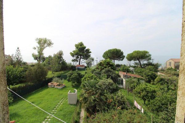 appartamento in vendita a Vibonati in zona Villammare