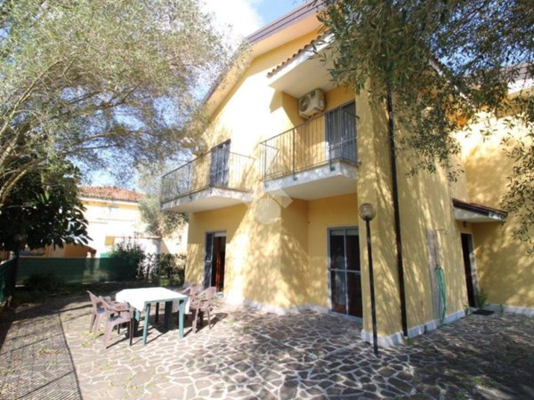 appartamento in vendita a Vibonati in zona Villammare