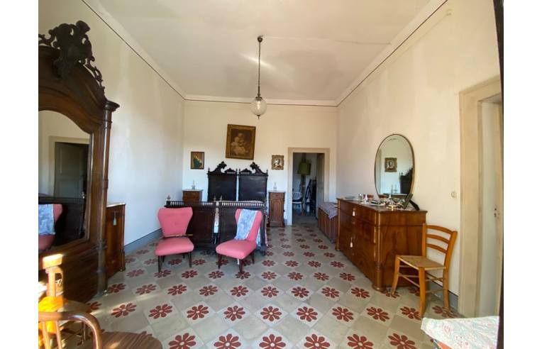 intera palazzina in vendita a Vibonati in zona Villammare