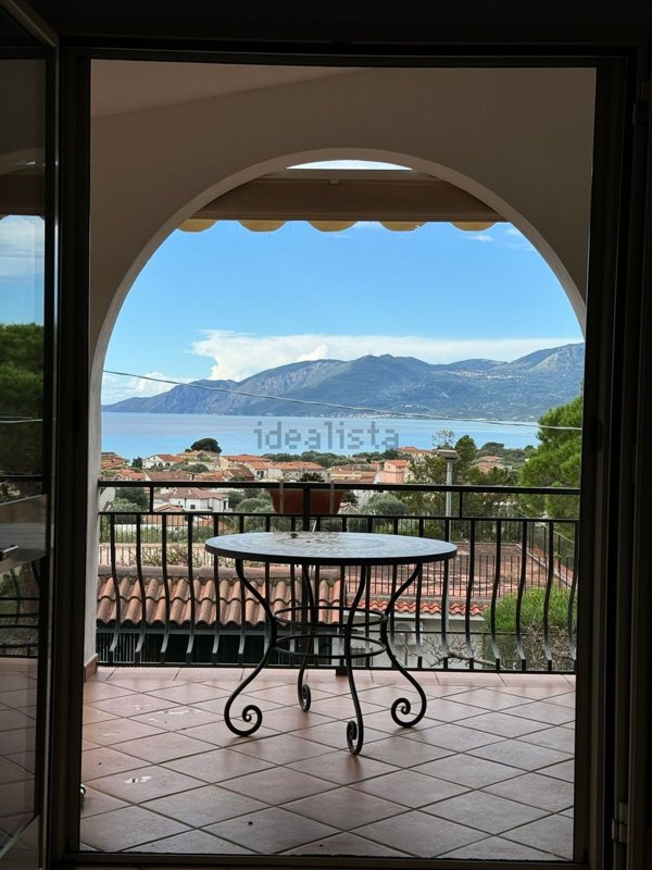 casa indipendente in vendita a Vibonati in zona Villammare