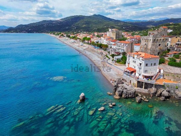 appartamento in vendita a Vibonati in zona Villammare