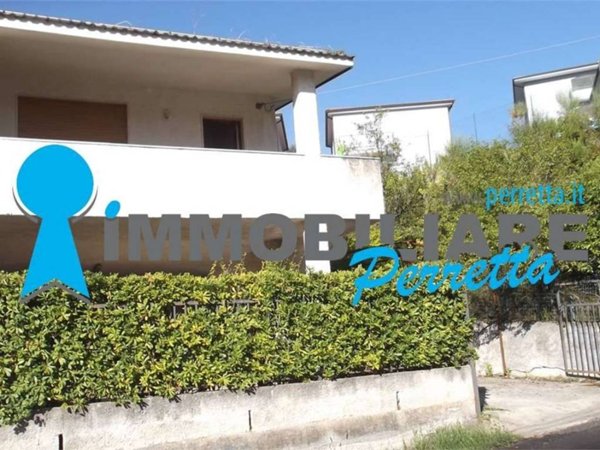 casa indipendente in vendita a Vibonati in zona Villammare