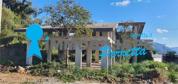 casa indipendente in vendita a Vibonati in zona Villammare