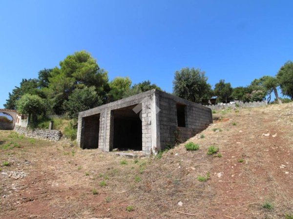 casa indipendente in vendita a Vibonati in zona Villammare