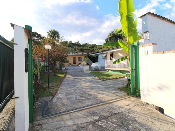 appartamento in vendita a Vibonati in zona Villammare