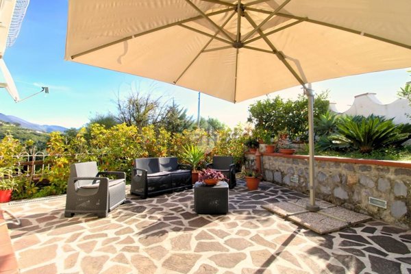 appartamento in vendita a Vibonati in zona Villammare