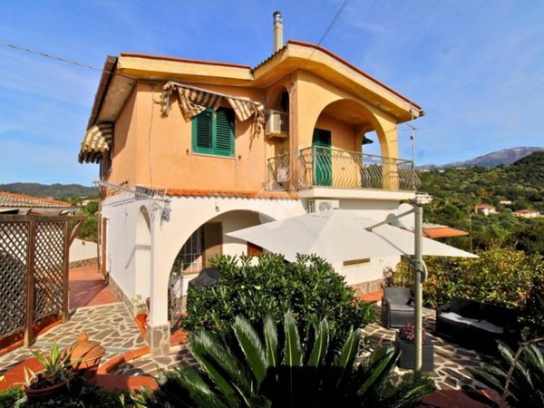 appartamento in vendita a Vibonati in zona Villammare