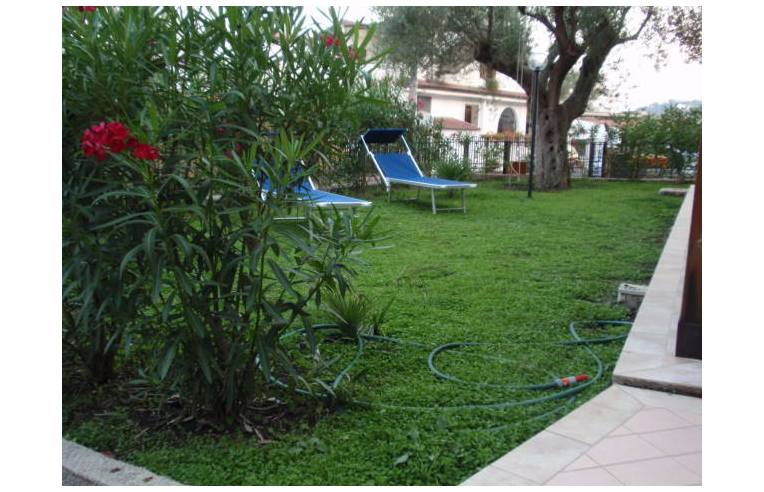 casa indipendente in vendita a Vibonati in zona Villammare