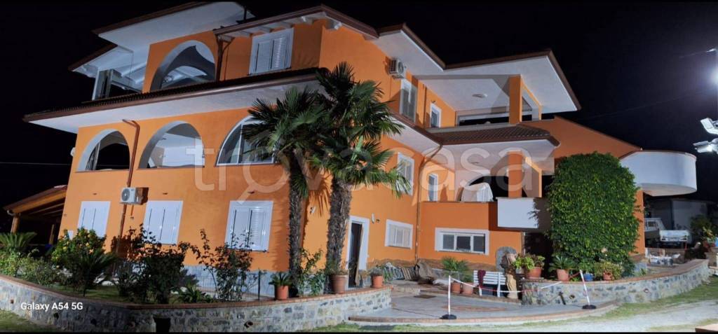 casa indipendente in vendita a Vibonati